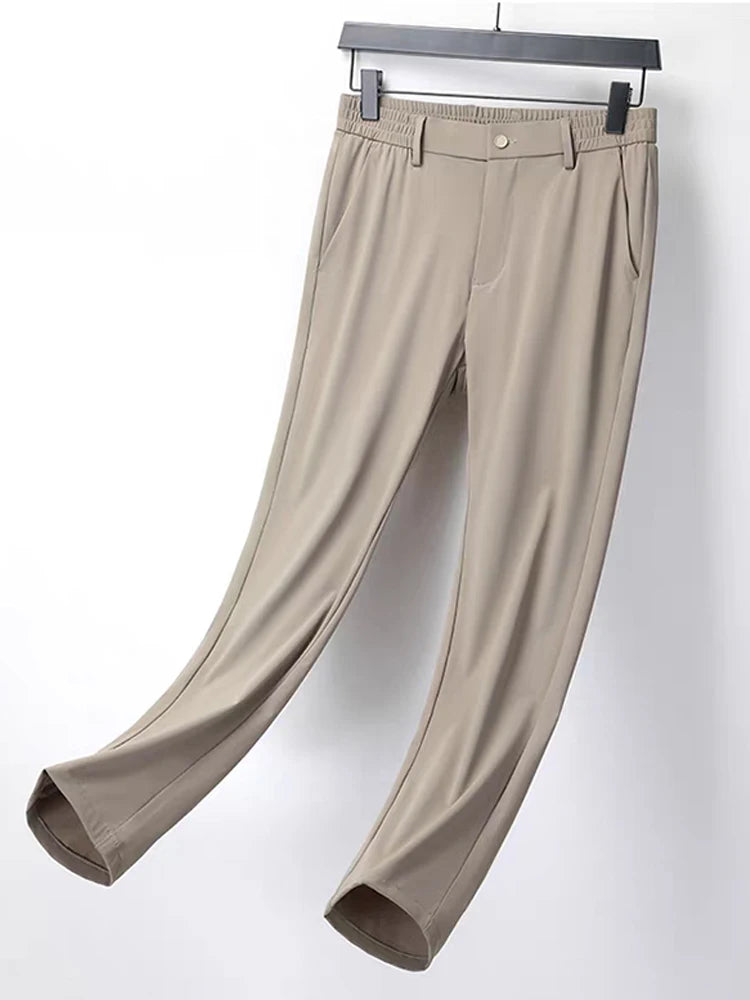 Pantalon d'été homme en soie glacée extensible — coupe cintrée