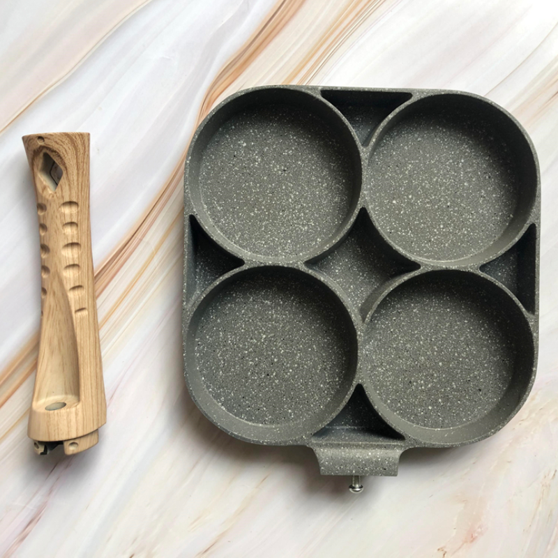 EASY COOK - Poêle à 4 compartiments antiadhésive